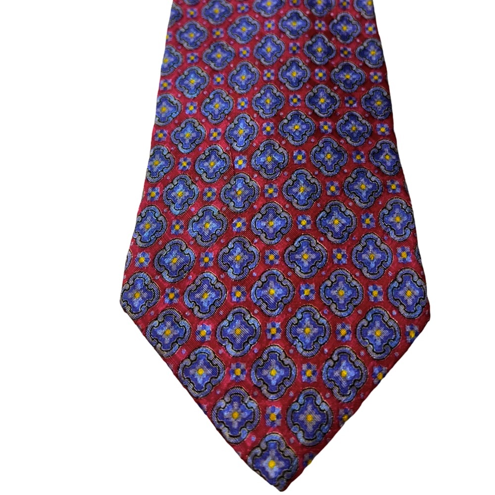 Barney’s Gouda New York Mens silk patterned necktie tie